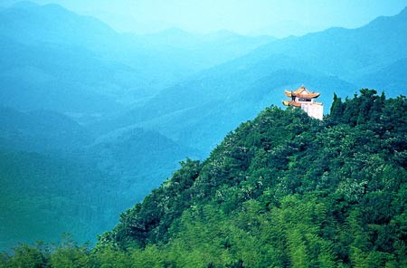 雪峰山最新动态，自然美景与人文魅力的融合